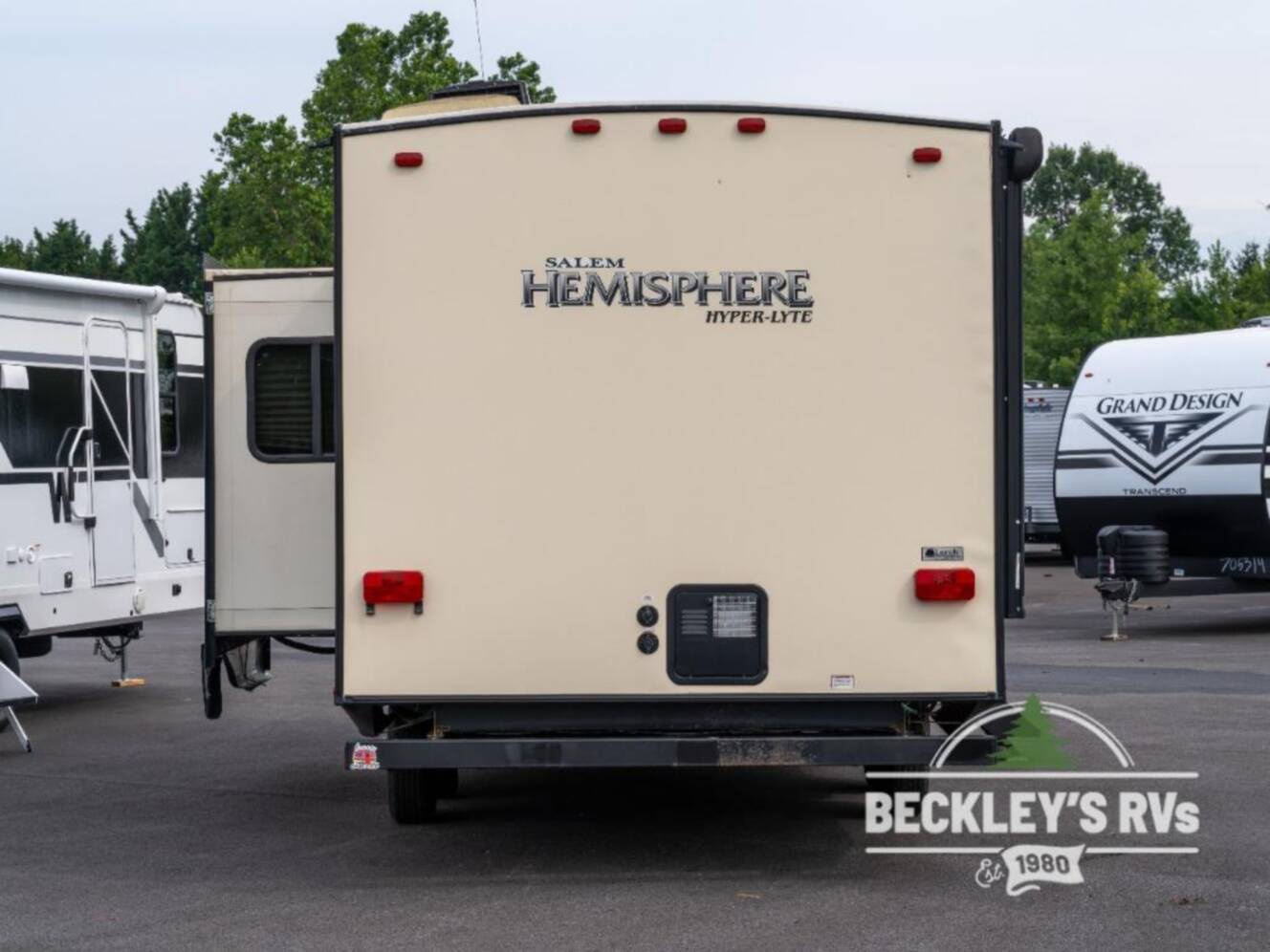 A photo of this 2016 Forest River Rv Salem Hemisphere Hyper-Lyte 24BHHL
