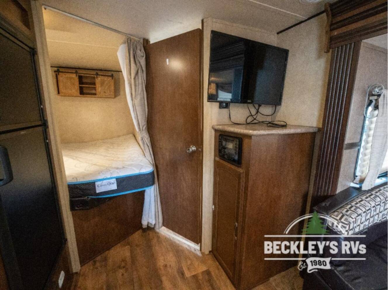 A photo of this 2016 Forest River Rv Salem Hemisphere Hyper-Lyte 24BHHL