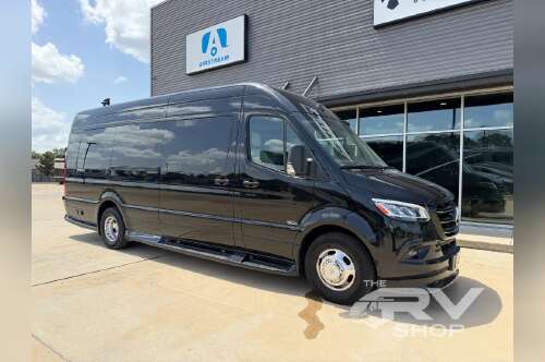 2025 Midwest Automotive Designs Luxe Cruiser S6 in baton rouge LA