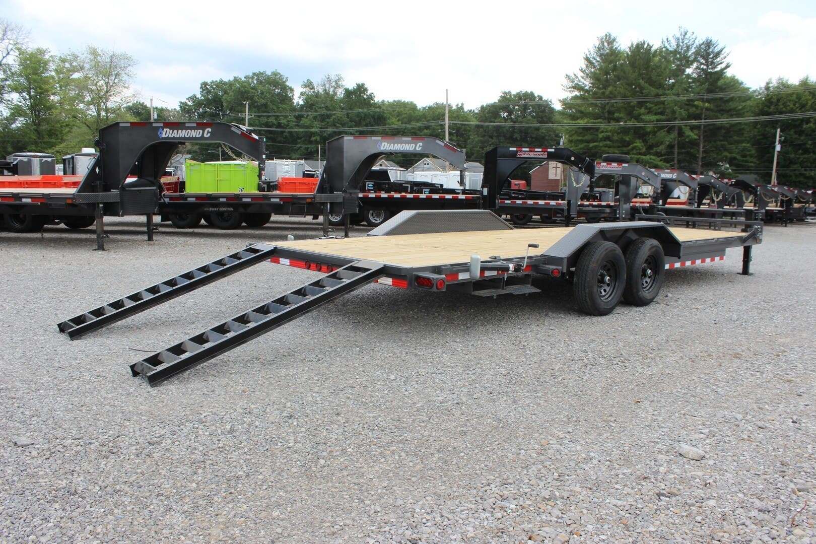 2022 Load Trail CH8324052 in Mount Vernon, IL