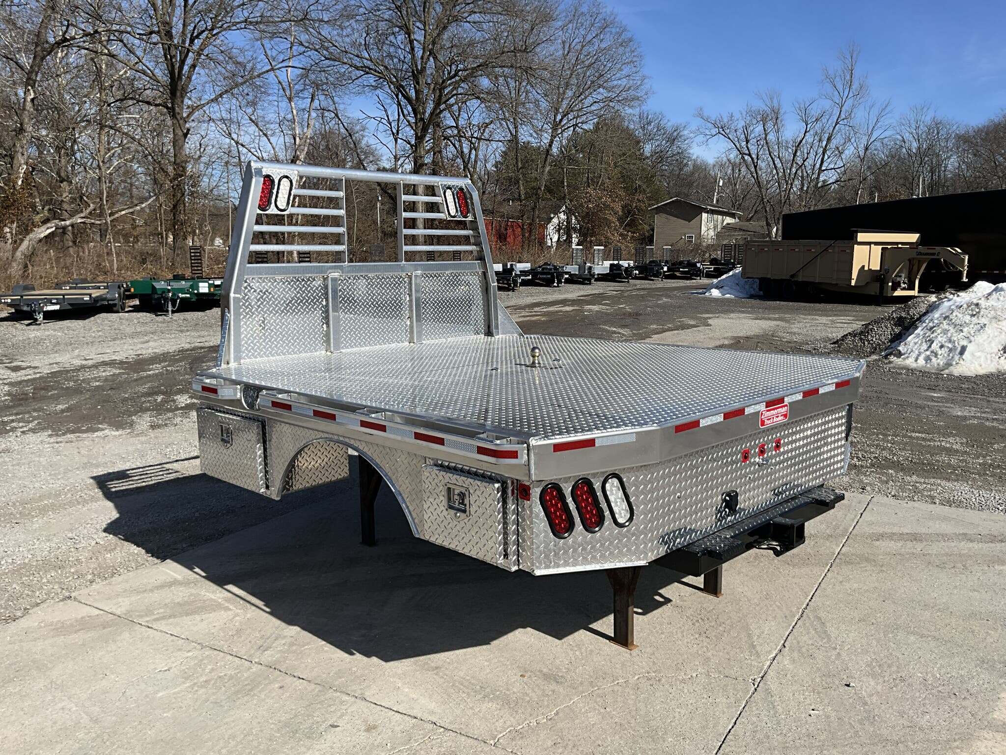 ZIMMERMAN 6000XL-4B-97-102 8.6 DUAL WHEEL LONGBED FDG in Mount Vernon, IL