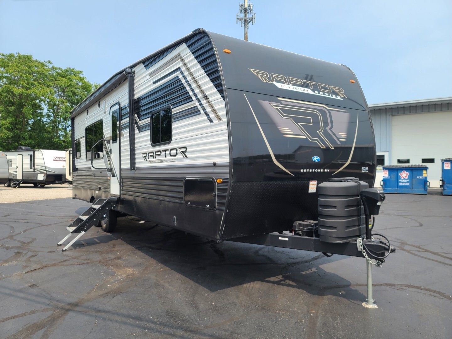 2025 Keystone Raptor Carbon 29WFO in sylvania OH