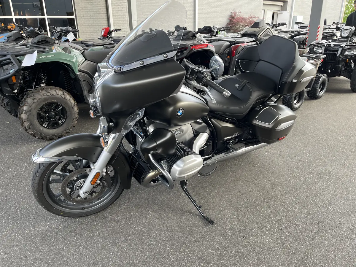 2022 BMW R 18 Transcontinental First Edition