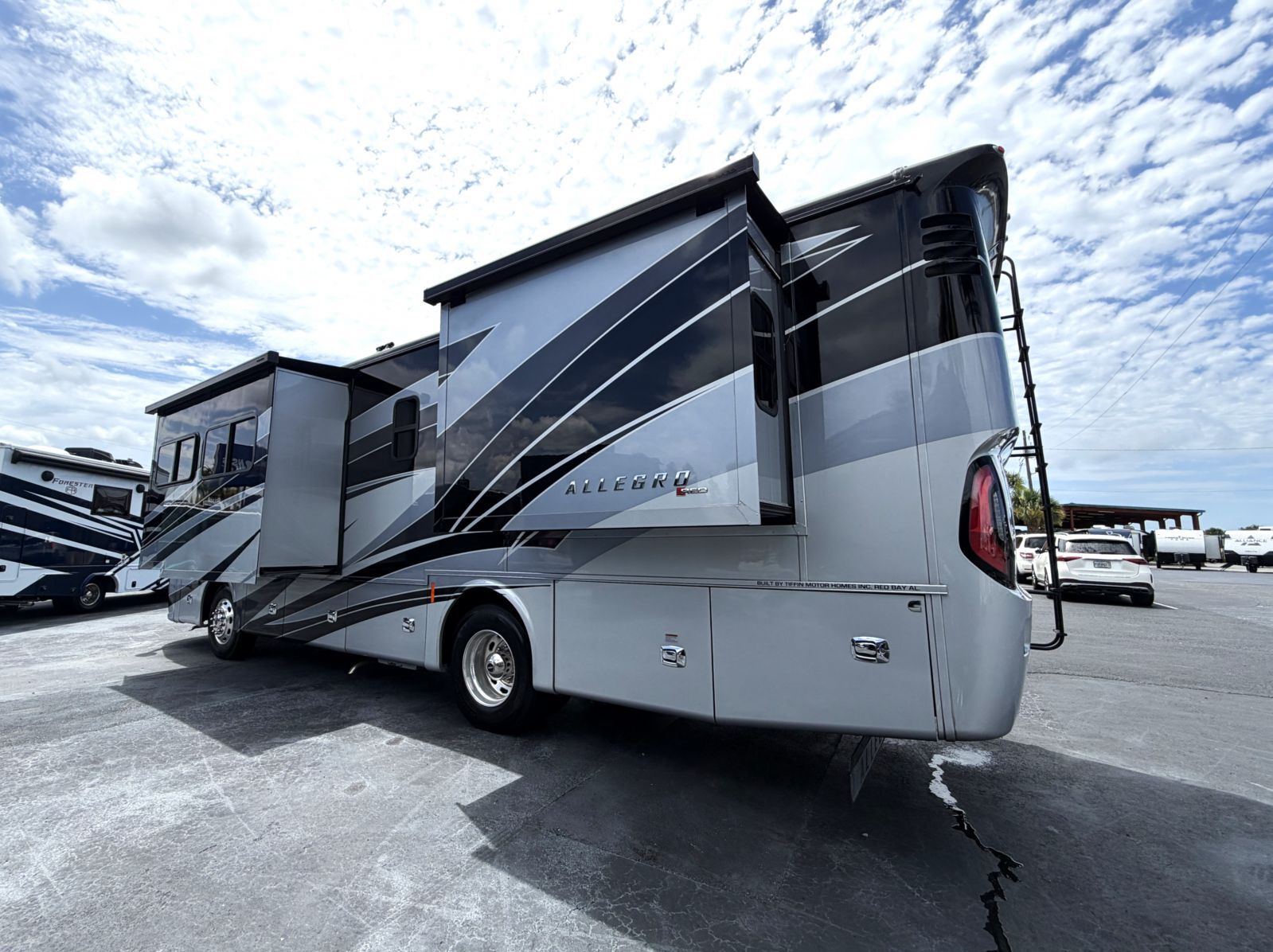 2021 Tiffin Motorhomes Red 33AA in panama city FL