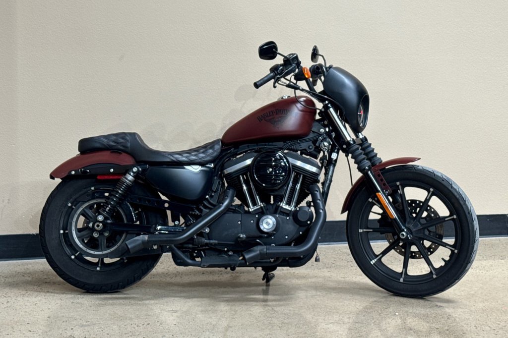 2017 Harley-Davidson Sportster Iron 883 Red Iron Denim in San Diego, CA