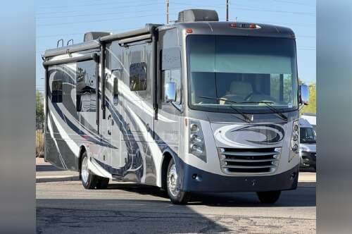 2017 Thor Motor Coach CHALLENGER 37KT in tucson AZ