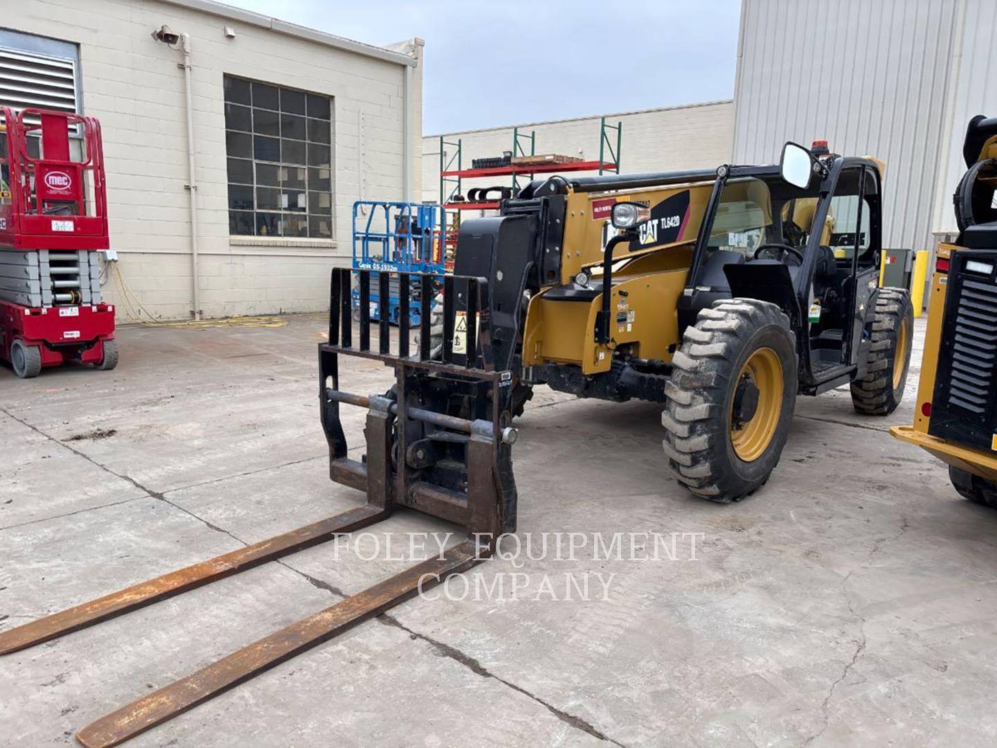 2019 CAT TL642DO in Wichita, KS