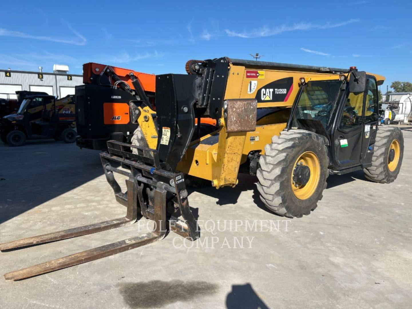 2020 CAT TL1255DC in Wichita, KS