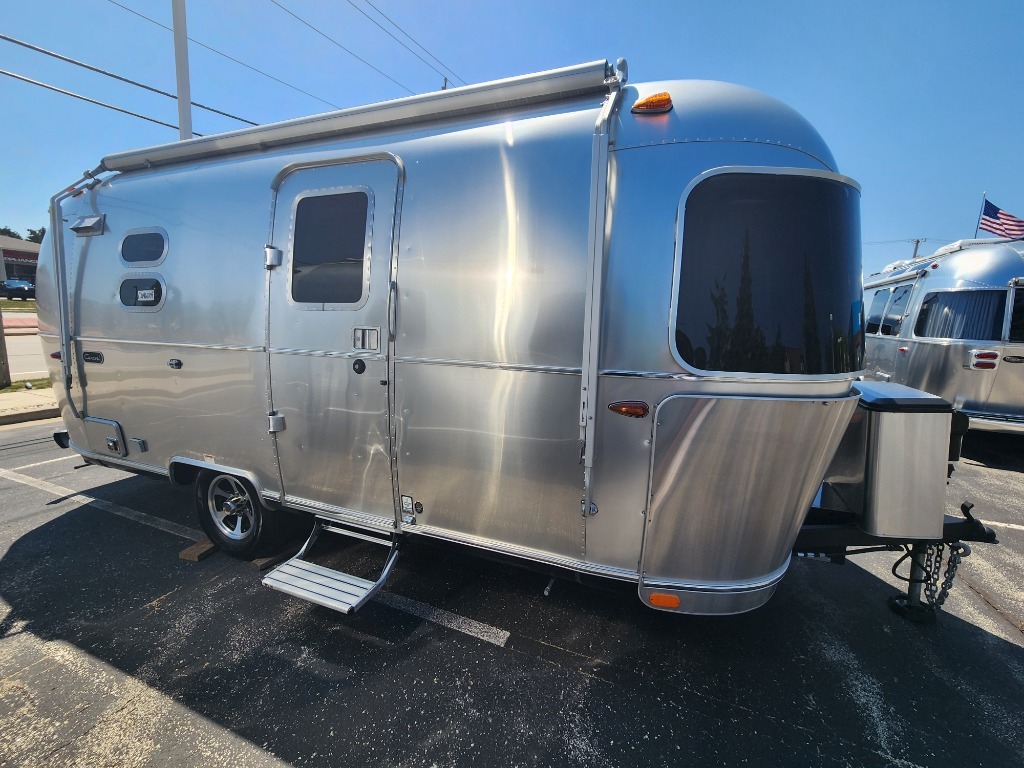 2023 Airstream Caravel 20FB in hales corners WI