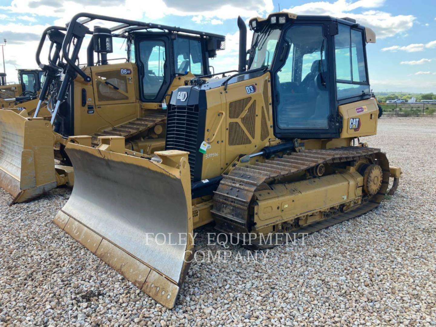 2023 CAT D3-12I in Wichita, KS