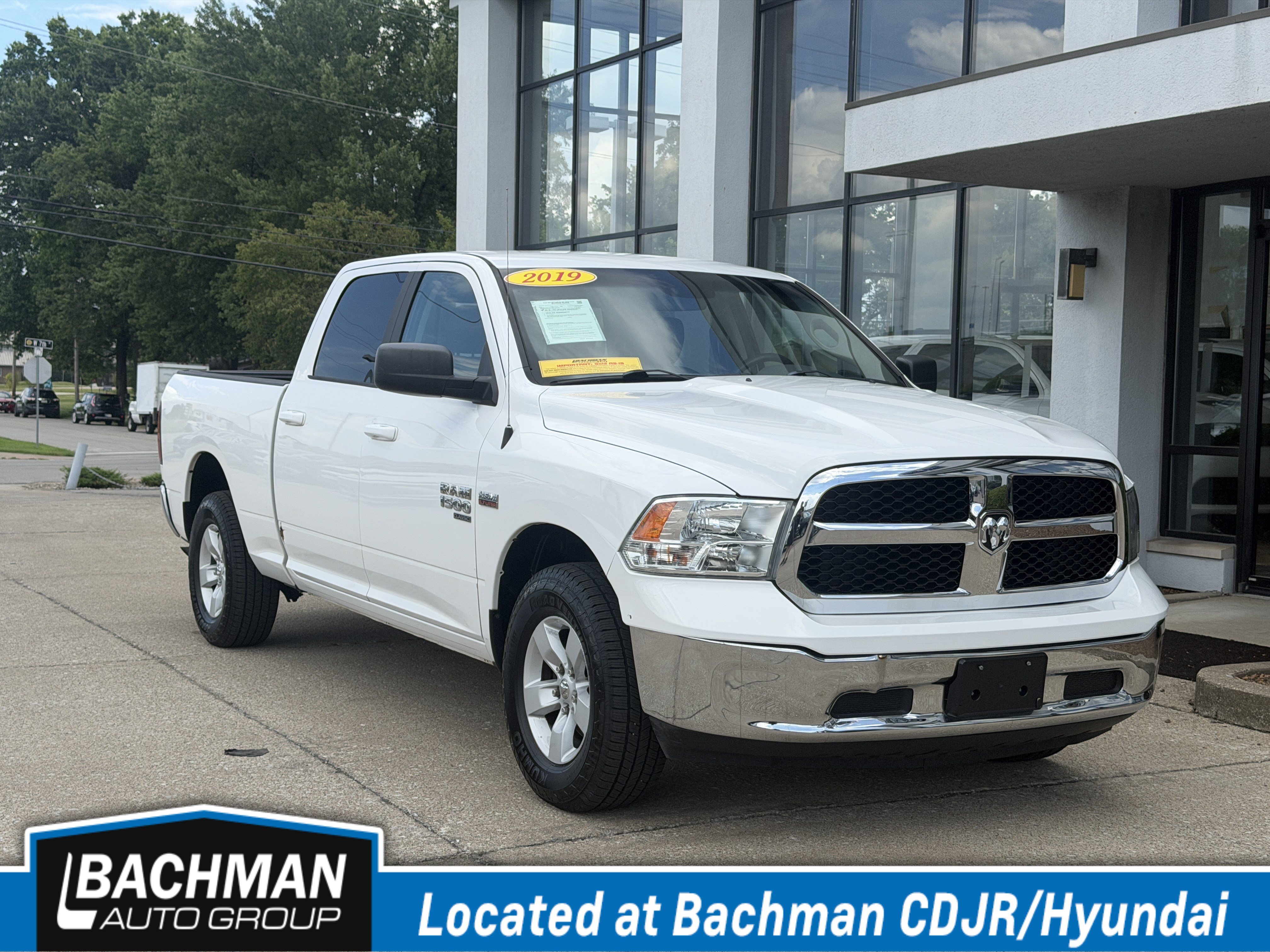 2019 RAM 1500 SLT in Jeffersonville, IN