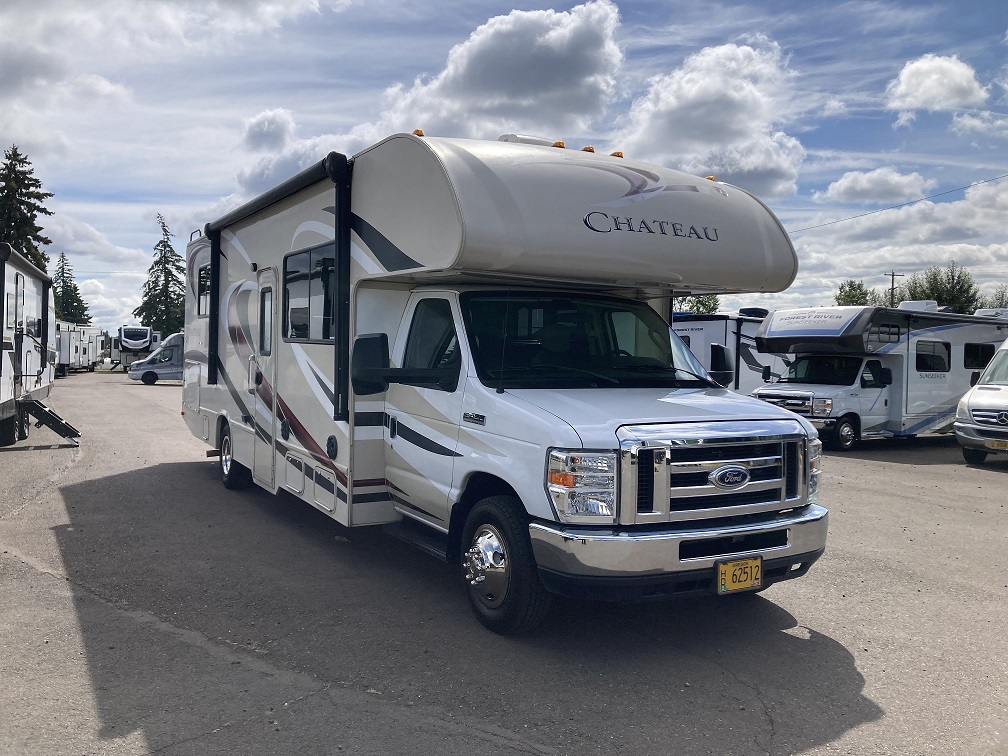 2016 Thor Motor Coach Chateau 28Z RV