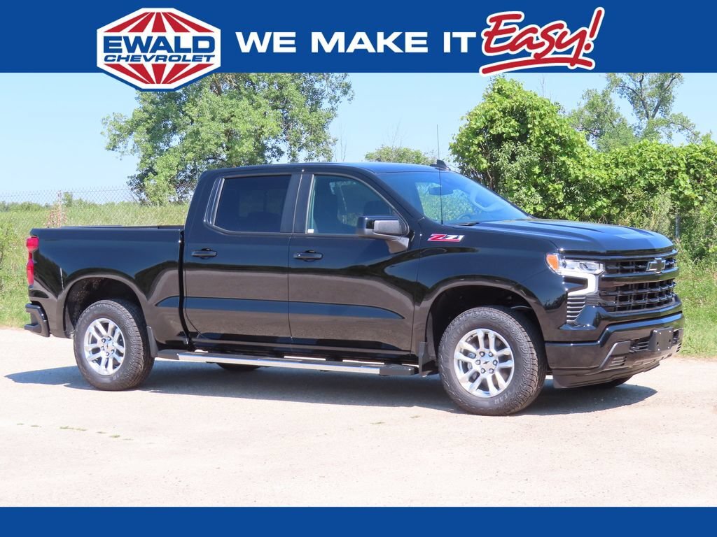 2026 CHEVROLET Silverado 1500 in Oconomowoc, WI