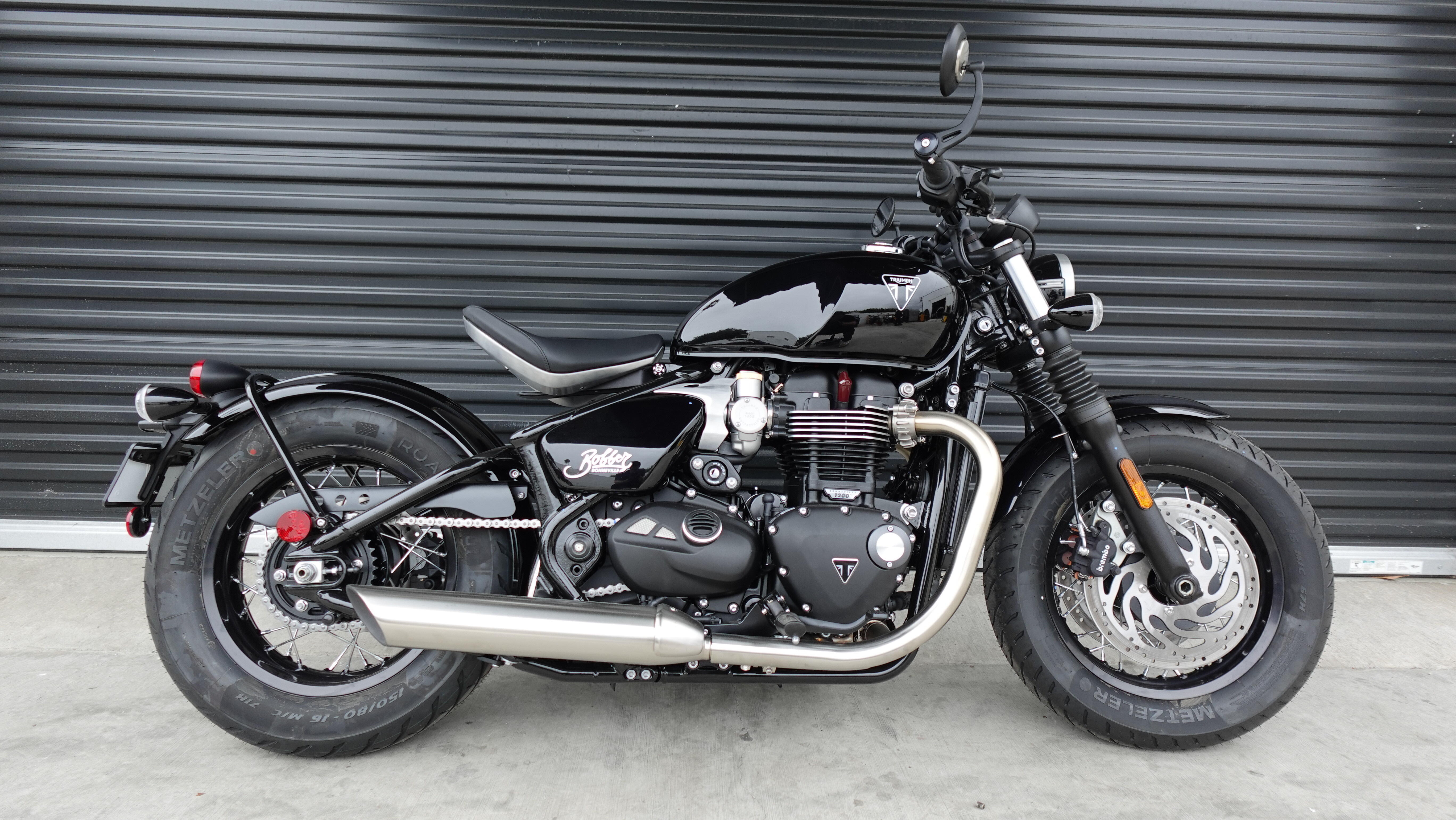 2026 Triumph Bonneville Bobber BASE in Santa Monica, CA