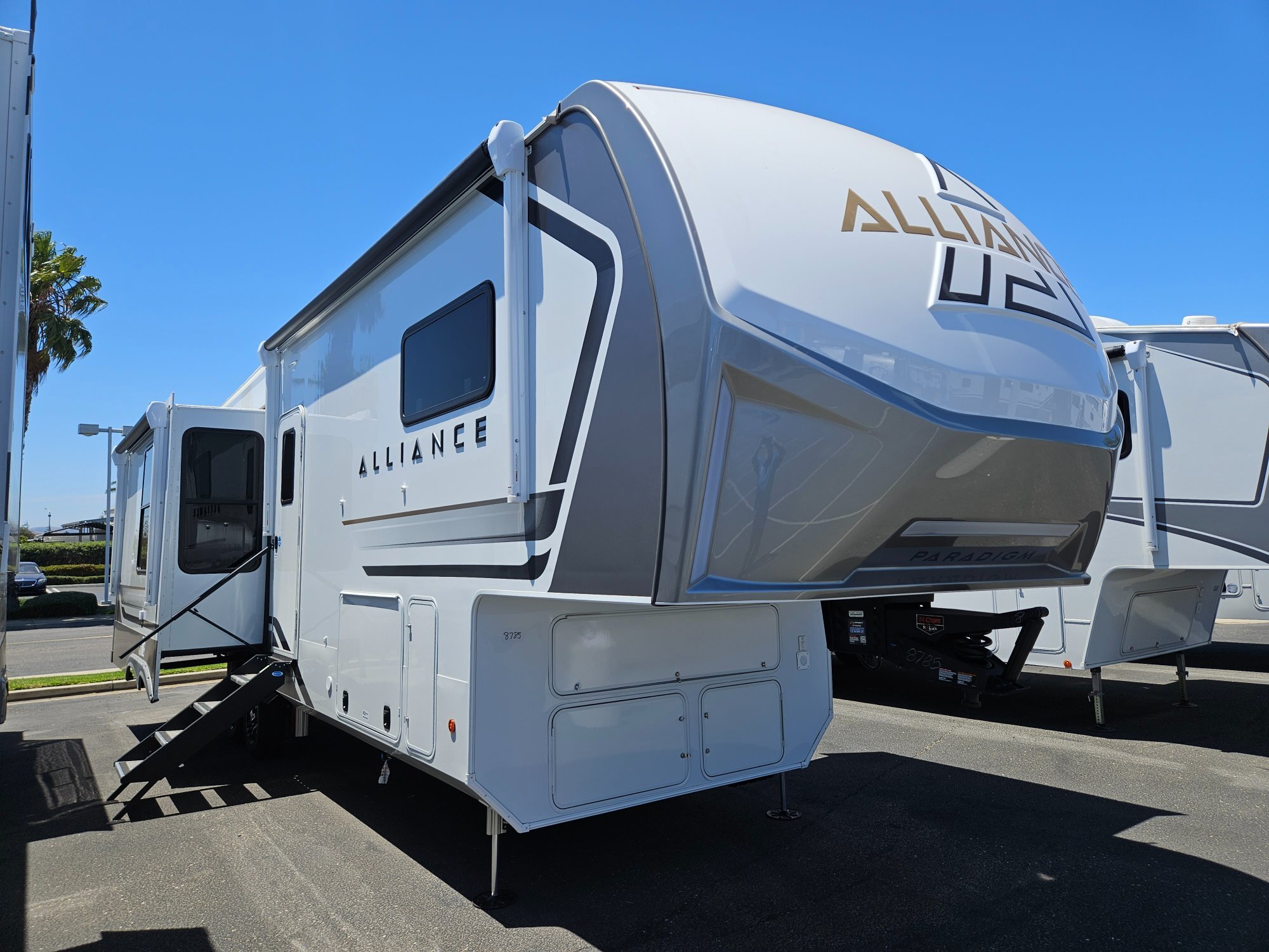 2027 Alliance Rv Paradigm 312RK in santa maria CA