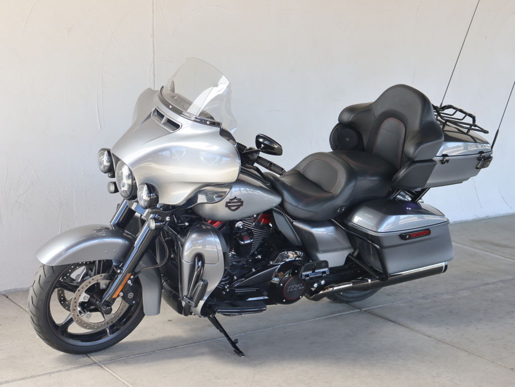 2019 Harley-Davidson® FLHTKSE - CVO Limited CVO LIMITED in Apache Junction, AZ