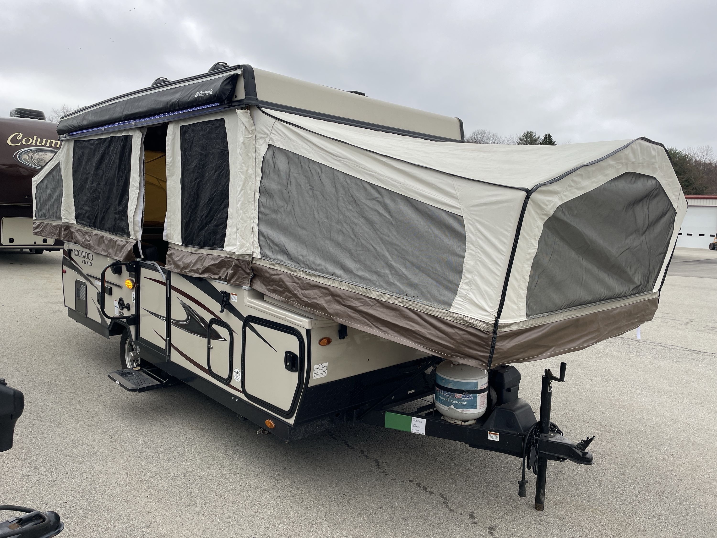 2019 Forest River ROCKWOOD PREMIER 2516G in apollo PA