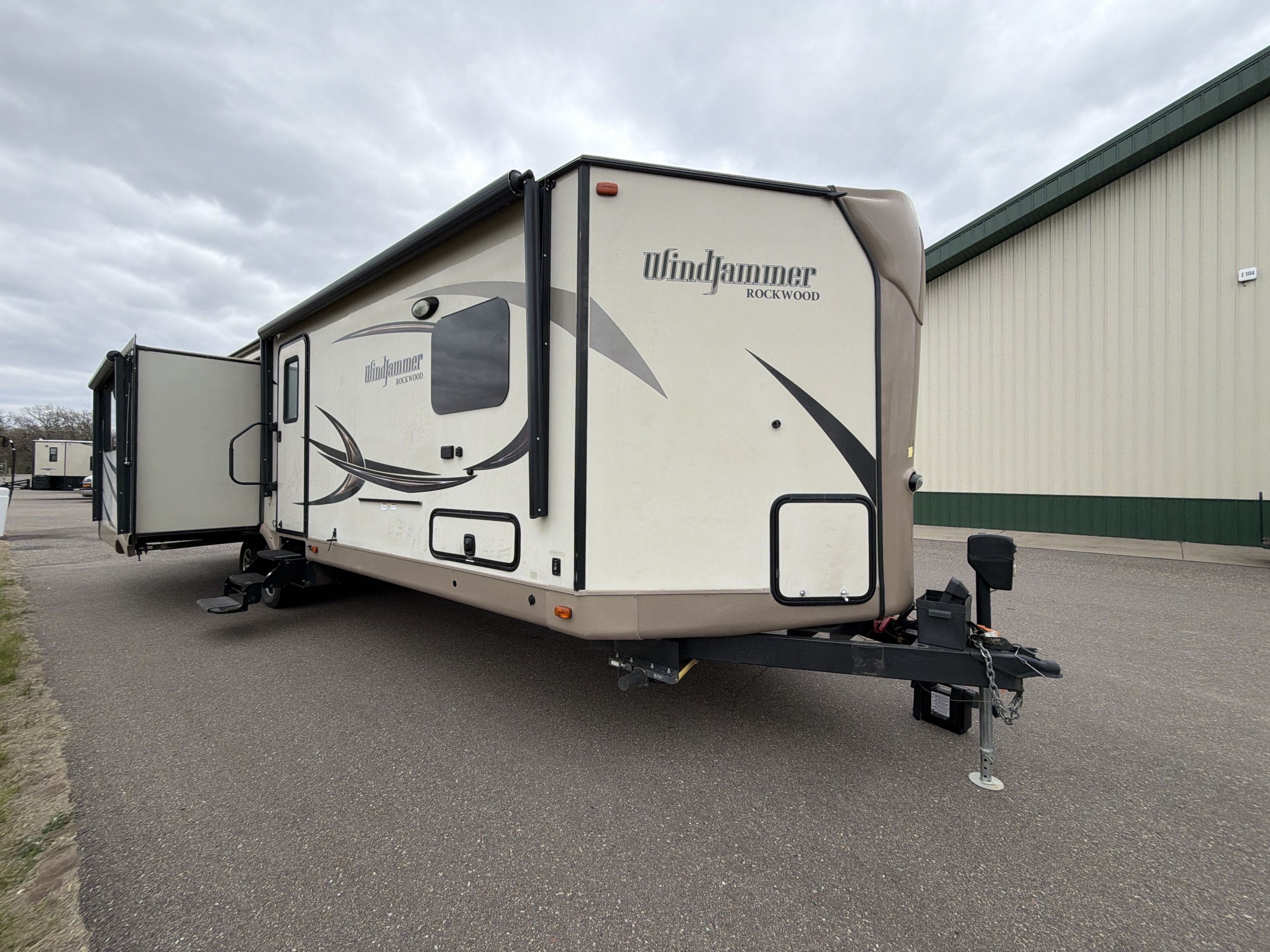 2016 Forest River ROCKWOOD WINDJAMMER 3029W in little falls MN