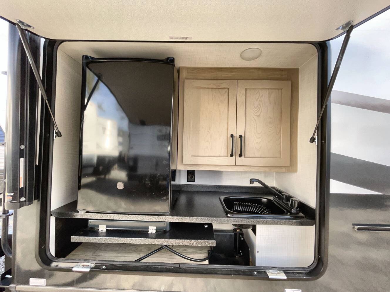 A photo of this 2025 Forest River ROCKWOOD MINI LITE 2513S