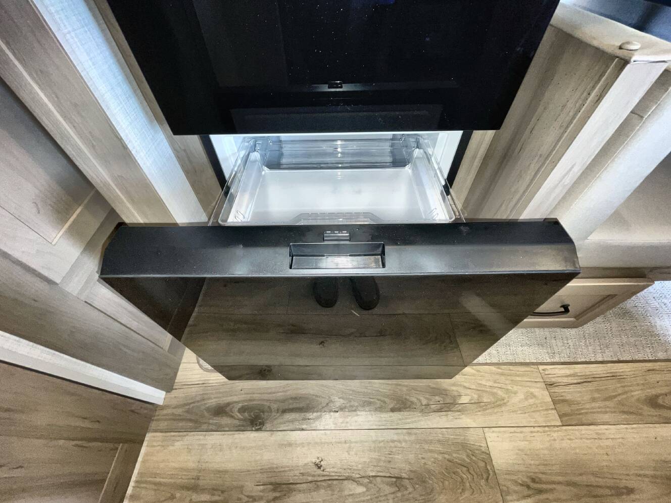 A photo of this 2025 Forest River ROCKWOOD MINI LITE 2513S