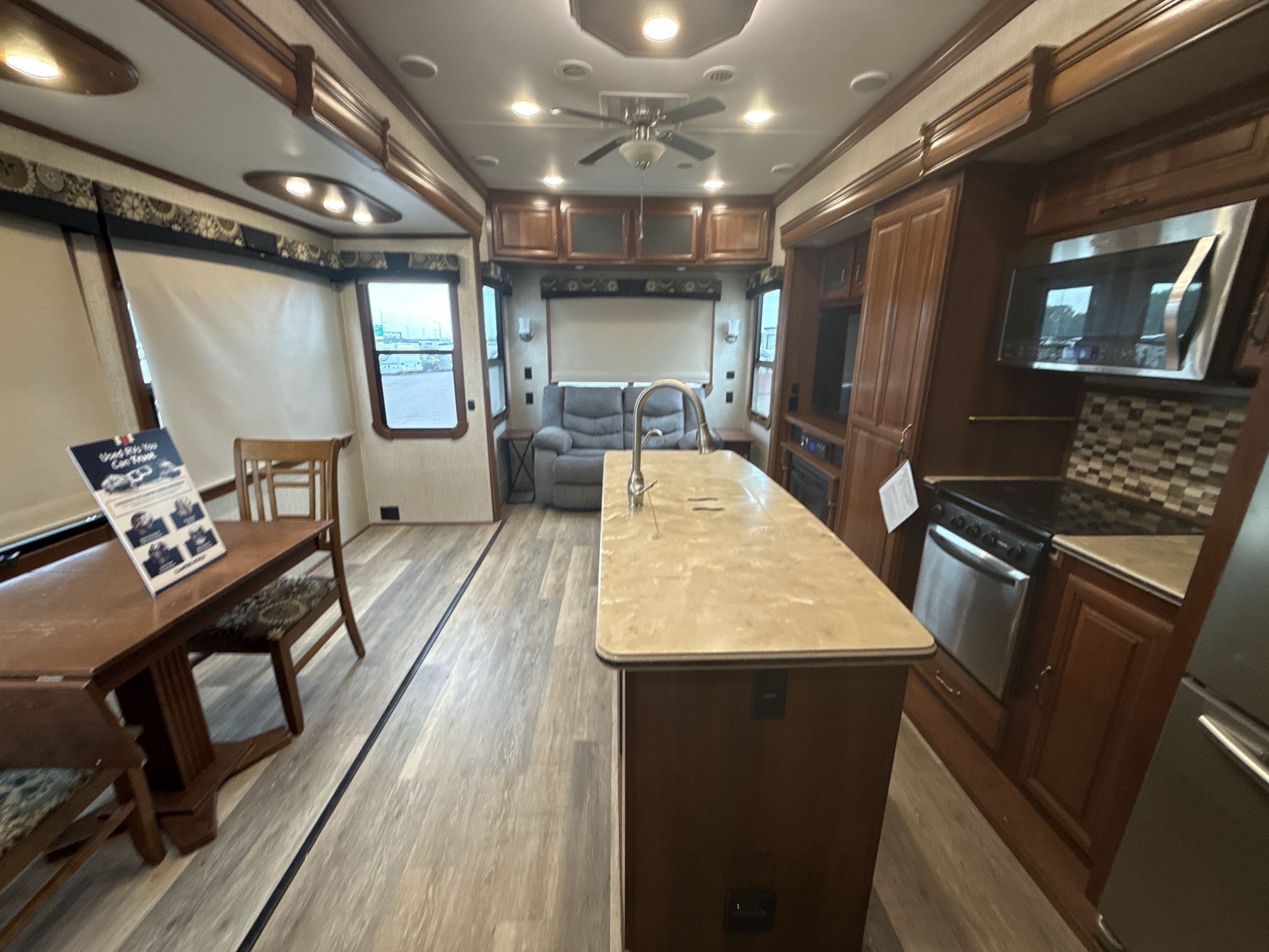 2017 Crossroads SEQUOIA 38MBS in sioux falls SD