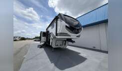2025 Keystone MONTANA HIGH COUNTRY 295RL RV