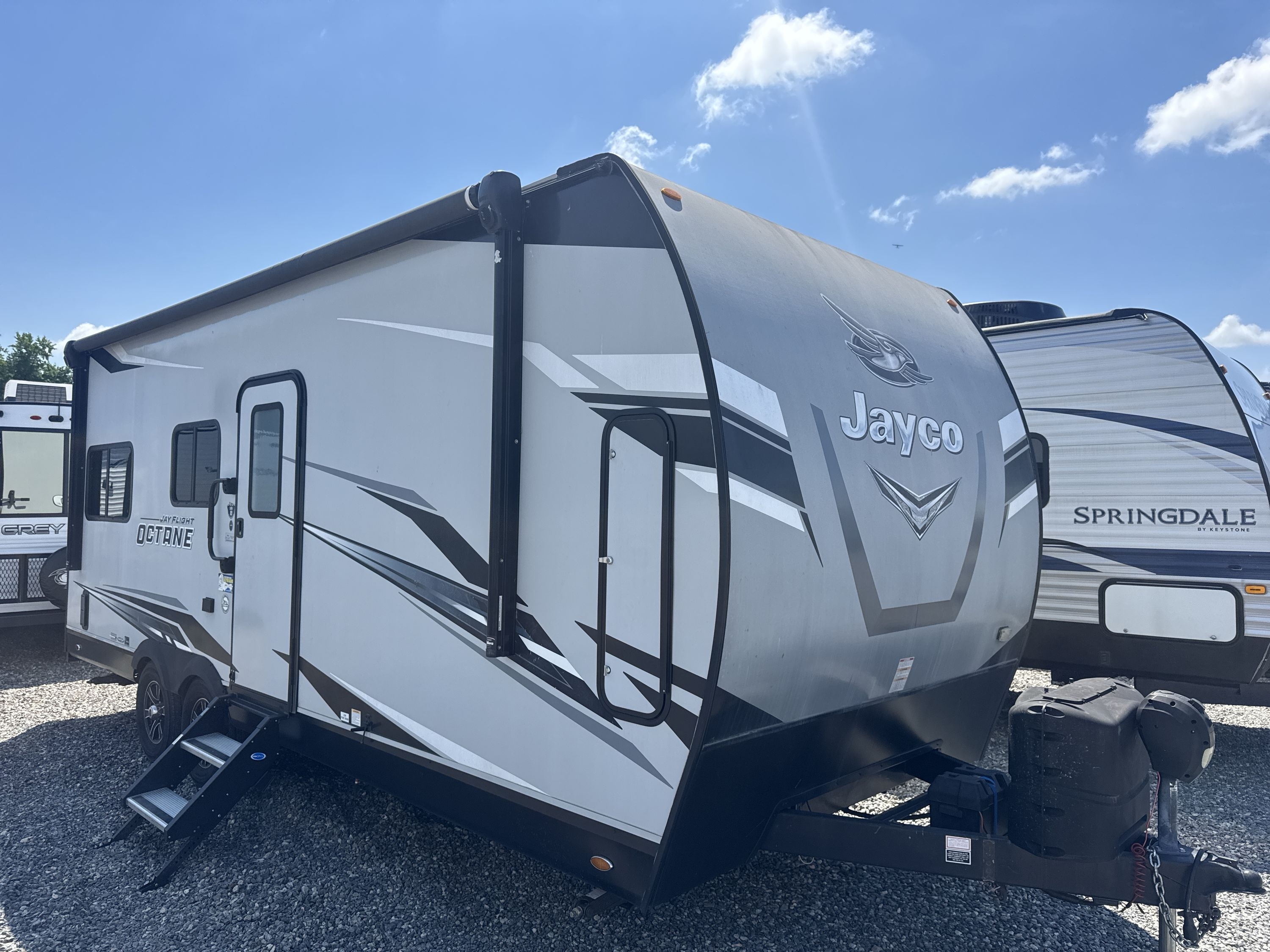 2021 Jayco JAY FLIGHT OCTANE 222 Travel Trailer Toy Hauler RV