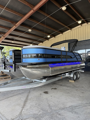 2027 Bentley Pontoons Legacy Swingback Ext 243 223 in old hickory TN