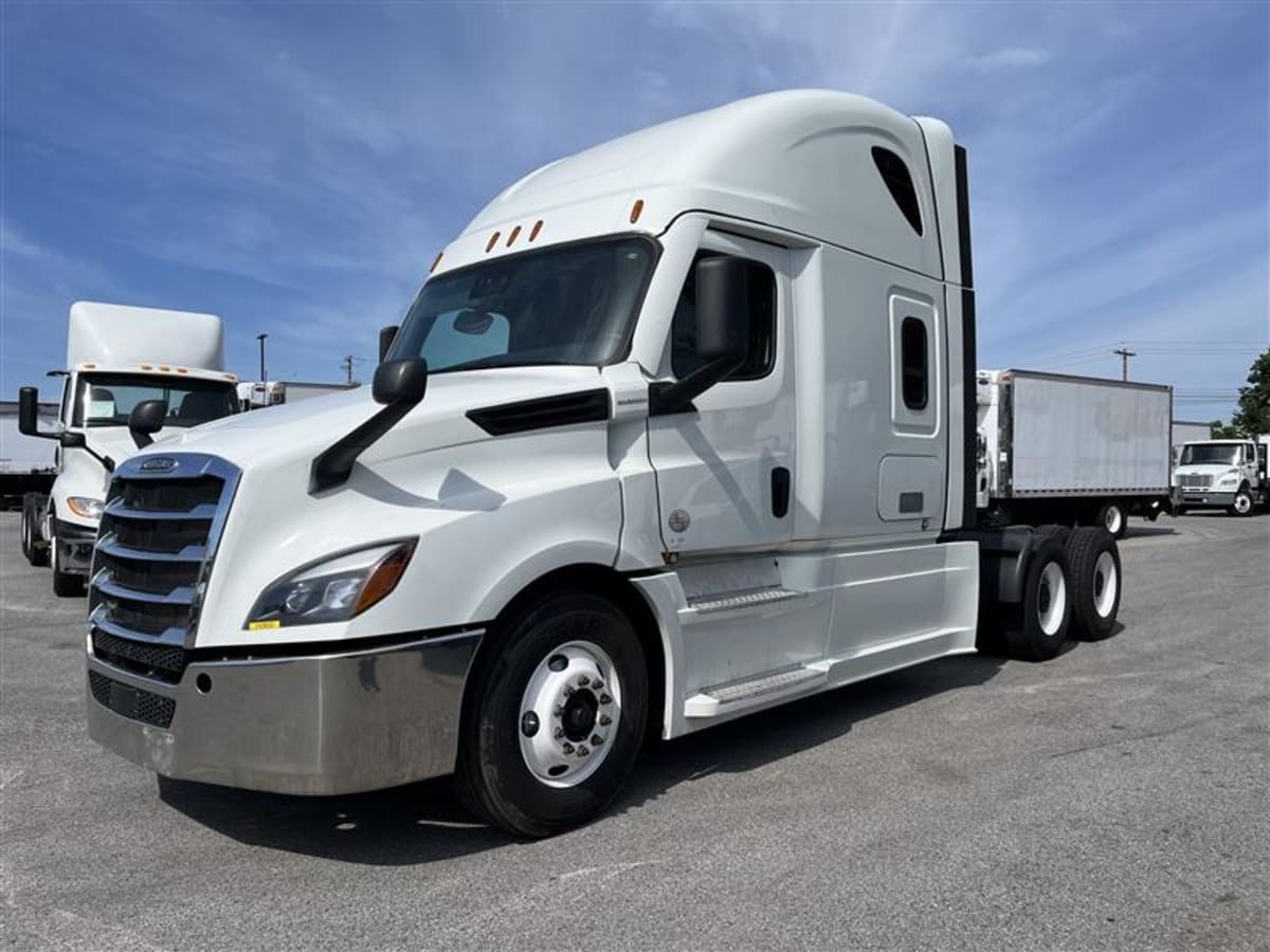2021 FREIGHTLINER CASCADIA 126 in Laurel, MD