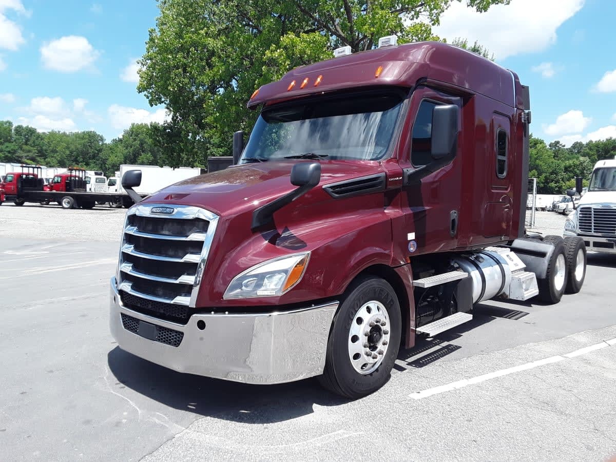2019 FREIGHTLINER CASCADIA 126 in Charlotte, NC