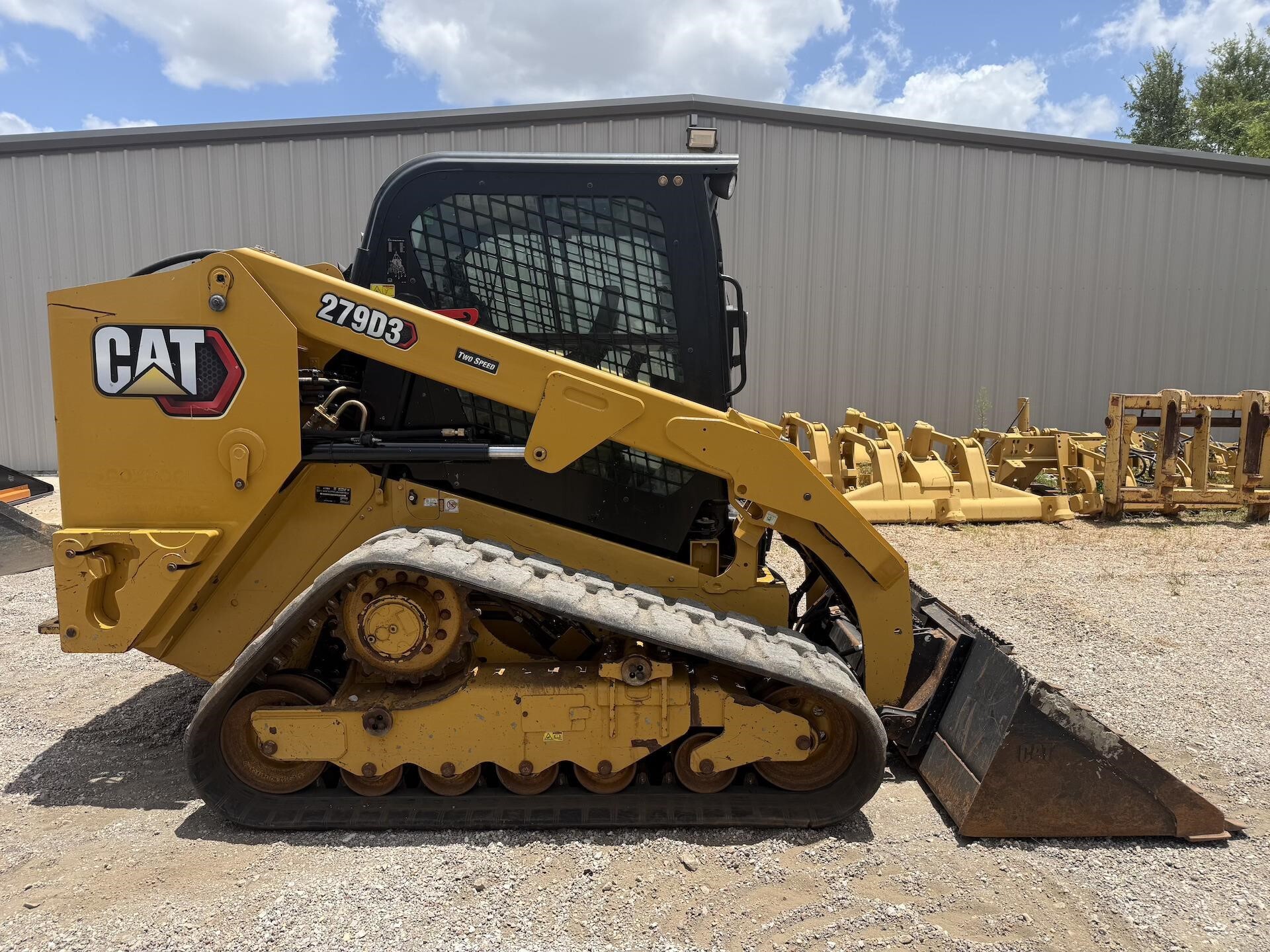 2019 CATERPILLAR 279D3 in Round Mountain, TX