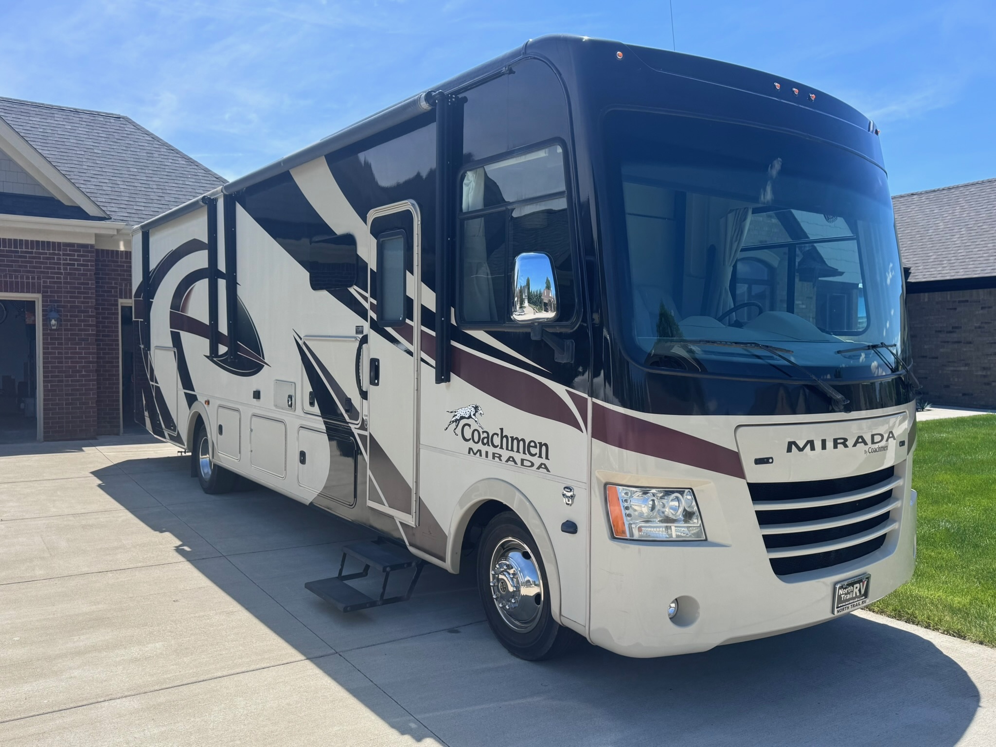 2018 Coachmen MIRADA 32SS RV