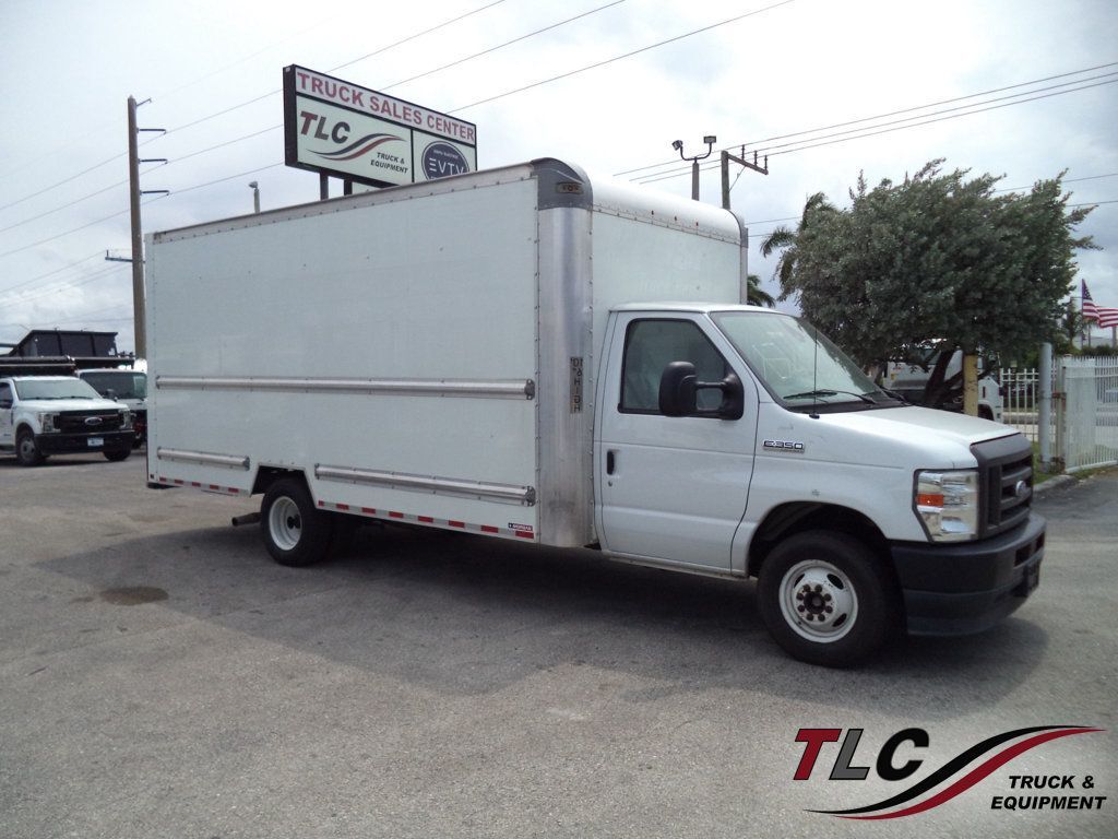 2022 FORD ECONOLINE in Pompano Beach, FL