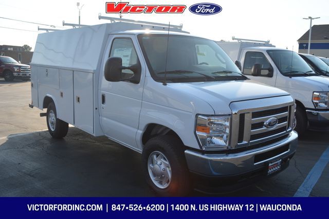 2025 Ford E-350SD in Wauconda, IL