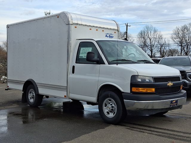 2025 CHEVROLET Express 3500 in Danbury, CT