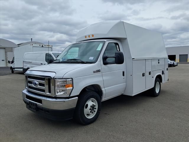 2025 Ford E-350SD in Franklin, WI