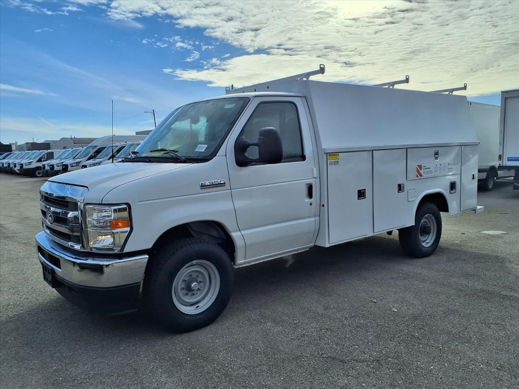 2026 FORD ECONOLINE in Franklin, WI