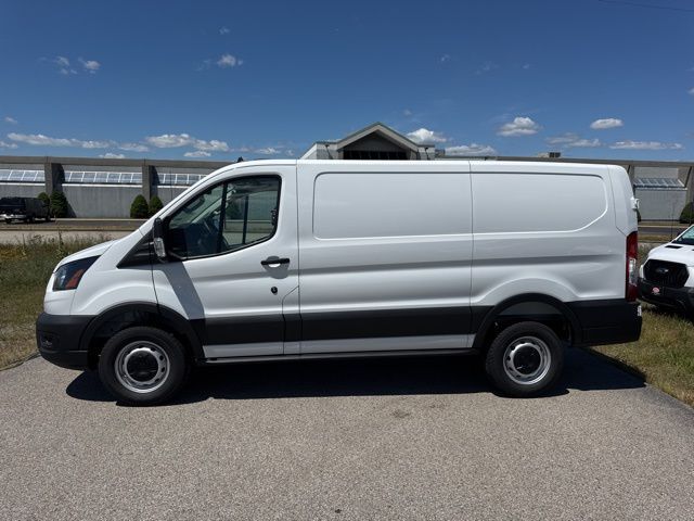 2025 FORD TRANSIT 250 in Seekonk, MA
