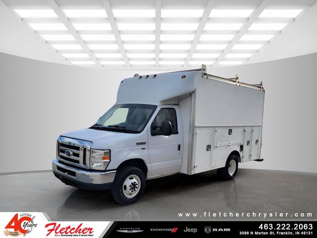 2017 FORD ECONOLINE in Franklin, IN