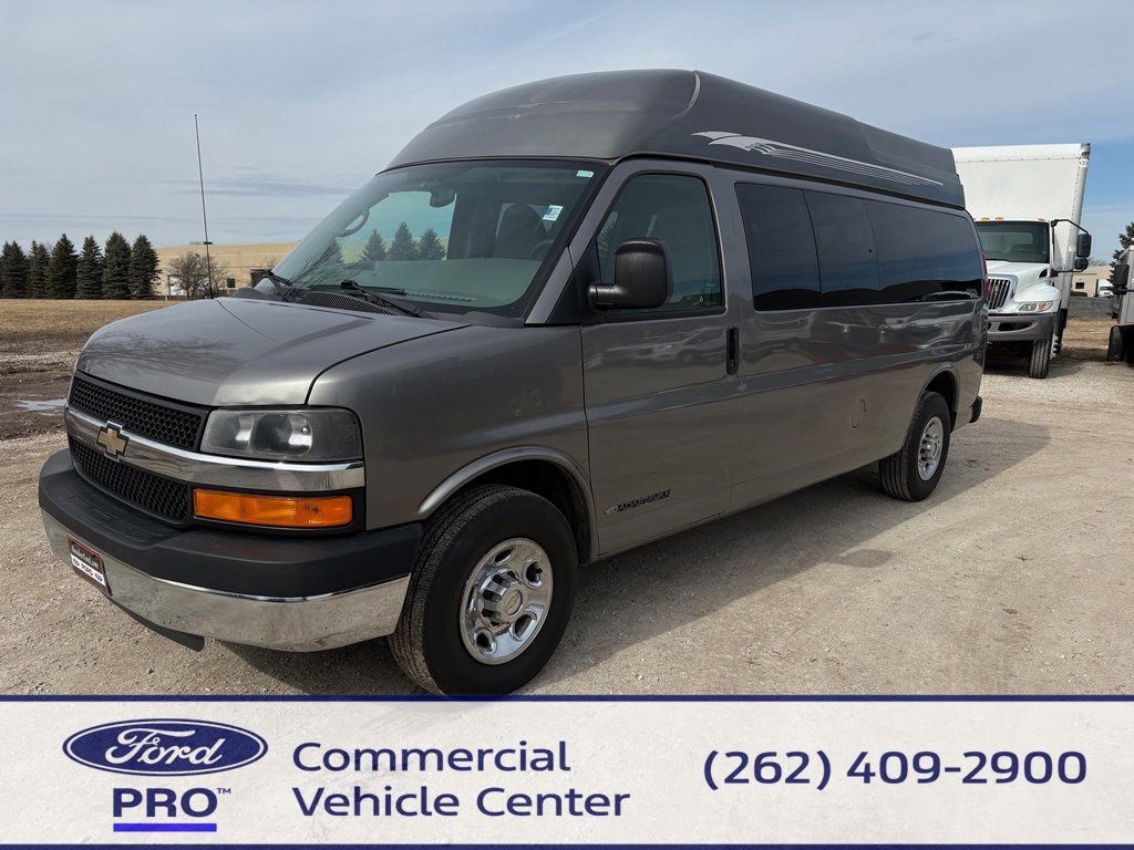 2012 CHEVROLET Express 3500 in Menomonee Falls, WI