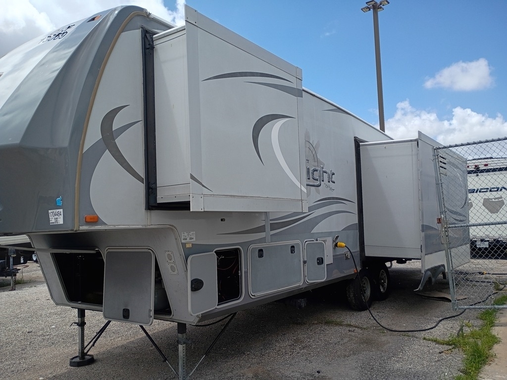 2015 Highland Ridge Open Range Light LF319RLS in houston TX