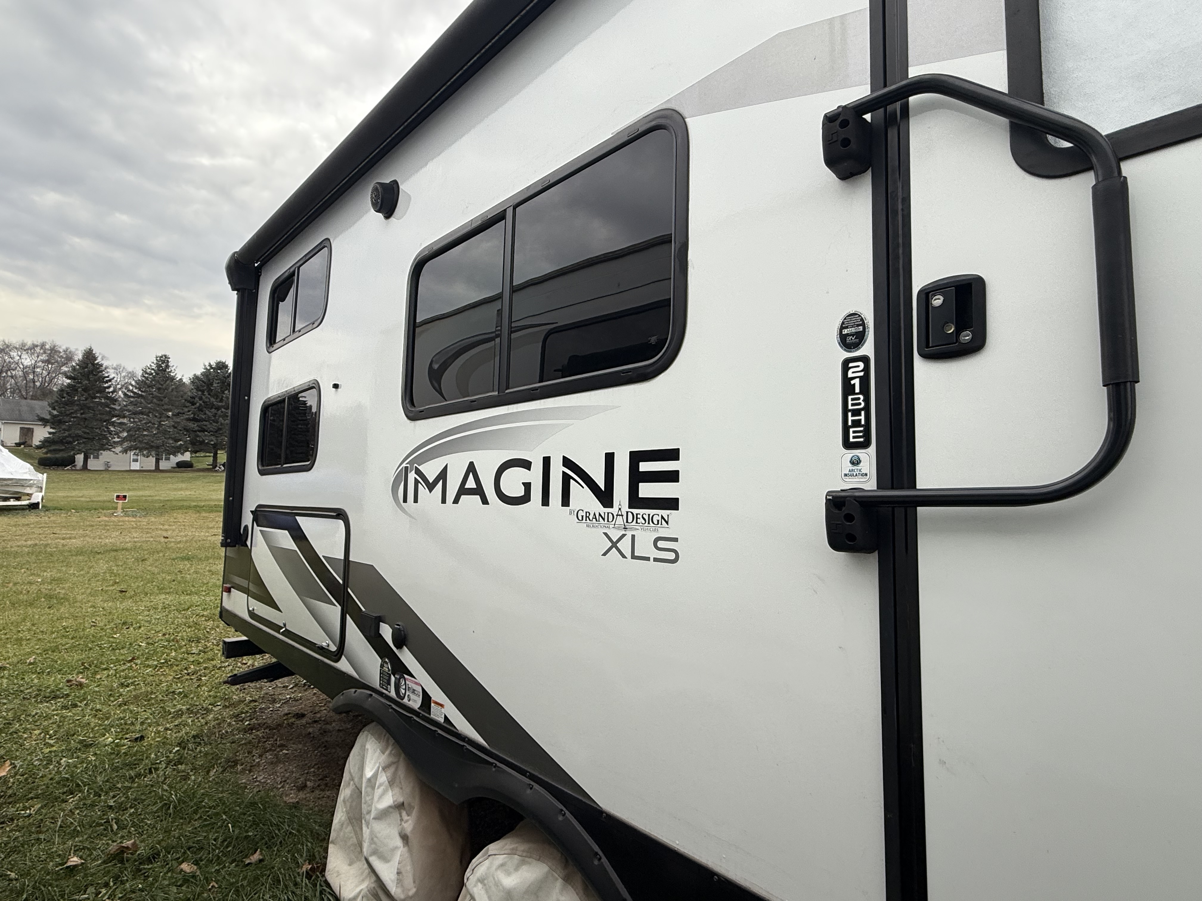 2022 Grand Design IMAGINE XLS 21BHE in lindenhurst IL