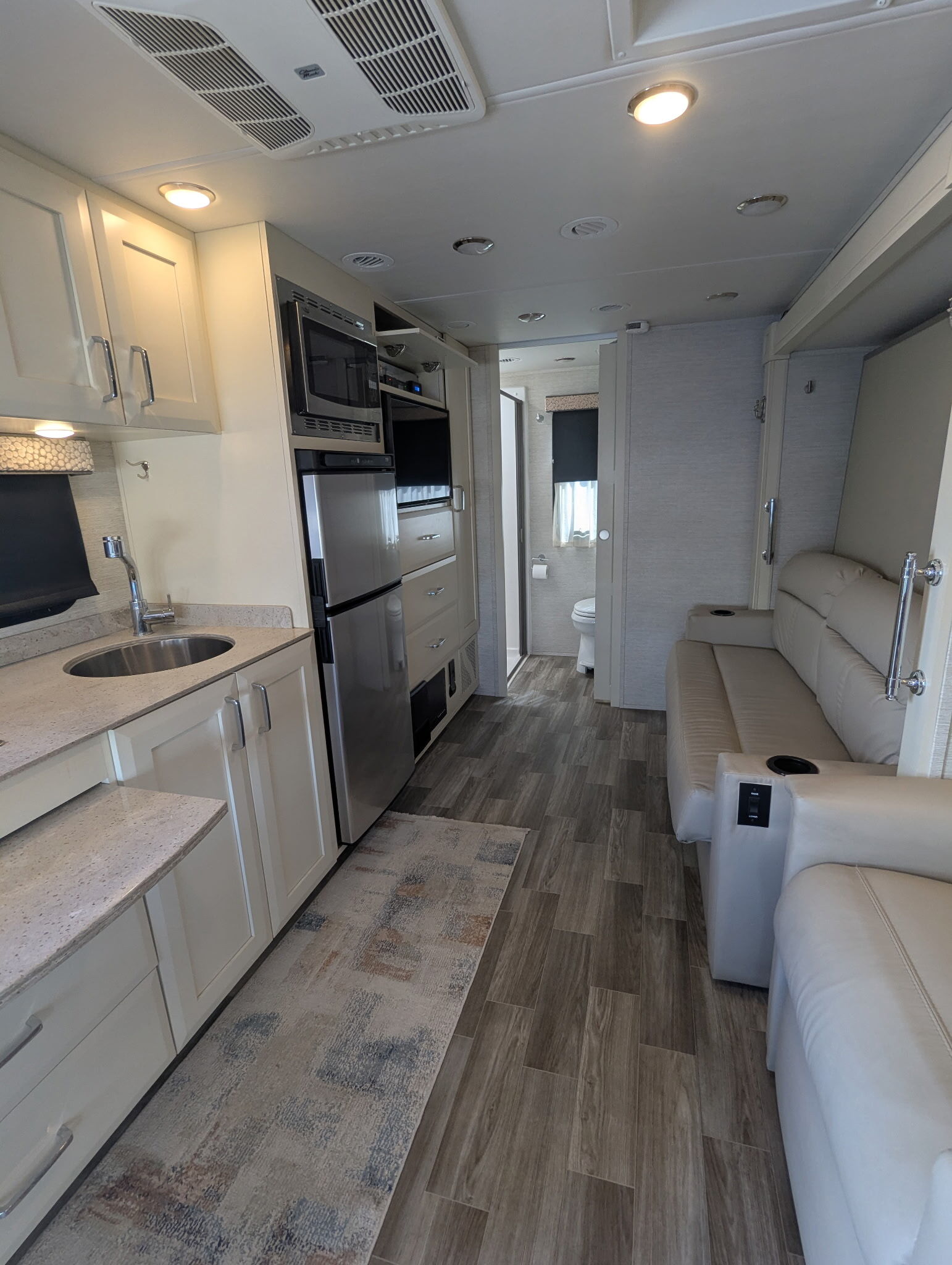 2021 Tiffin Motorhomes WAYFARER 25 RW RV