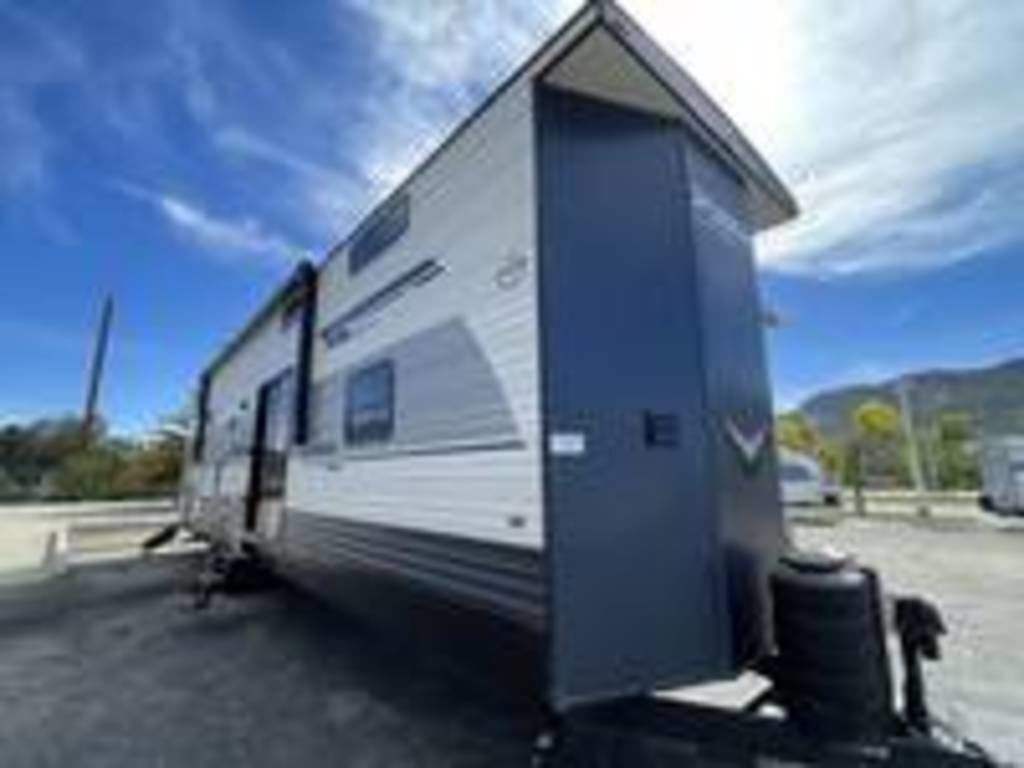 2026 Palomino Puma Vista 429LFT RV