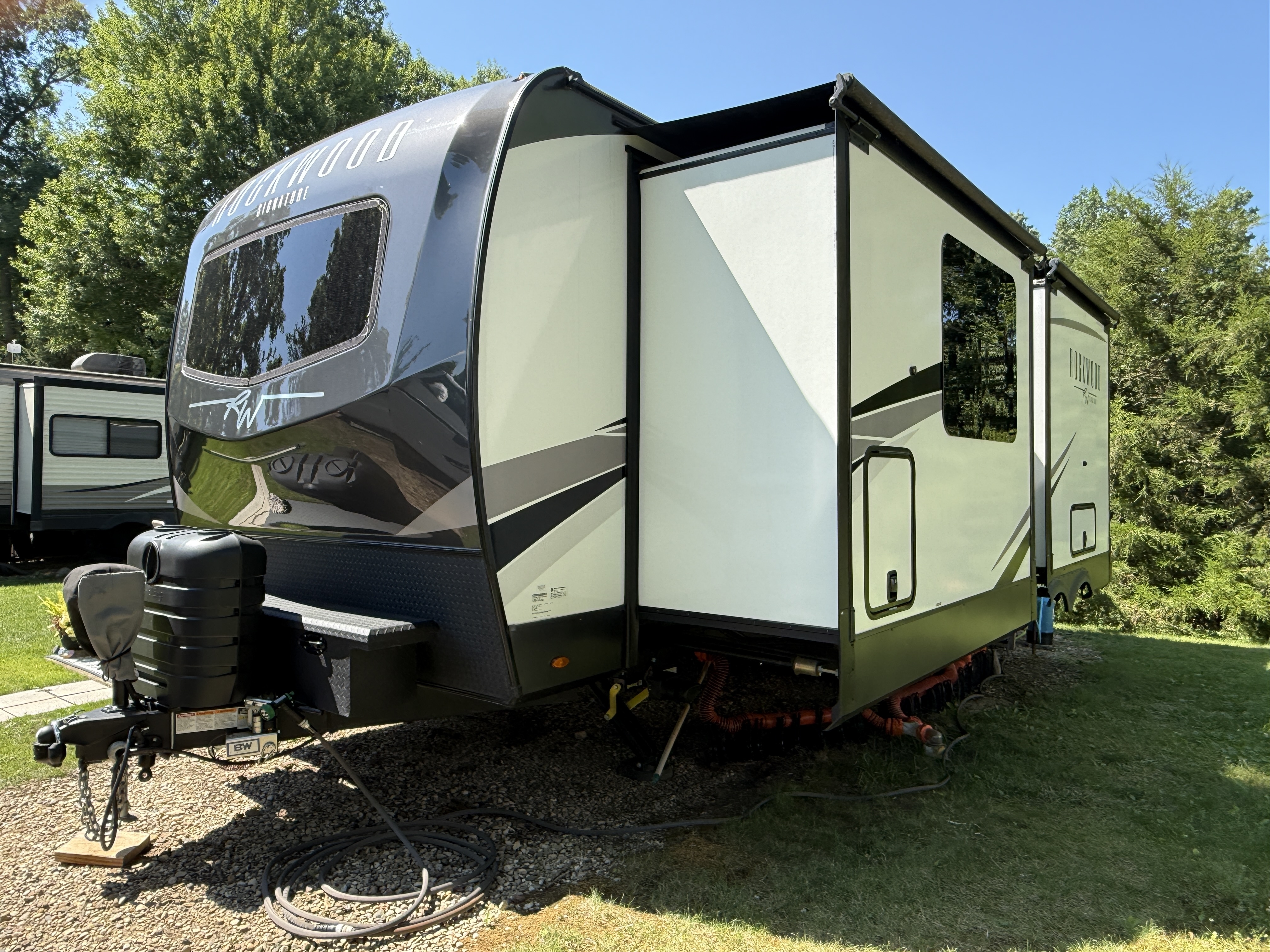 2024 Forest River ROCKWOOD SIGNATURE TRAVEL TRAILER 8263MBR in yuma AZ