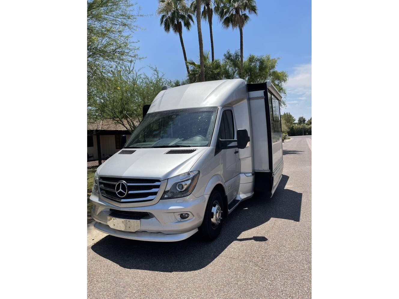 A photo of this 2019 Airstream ATLAS 24MB