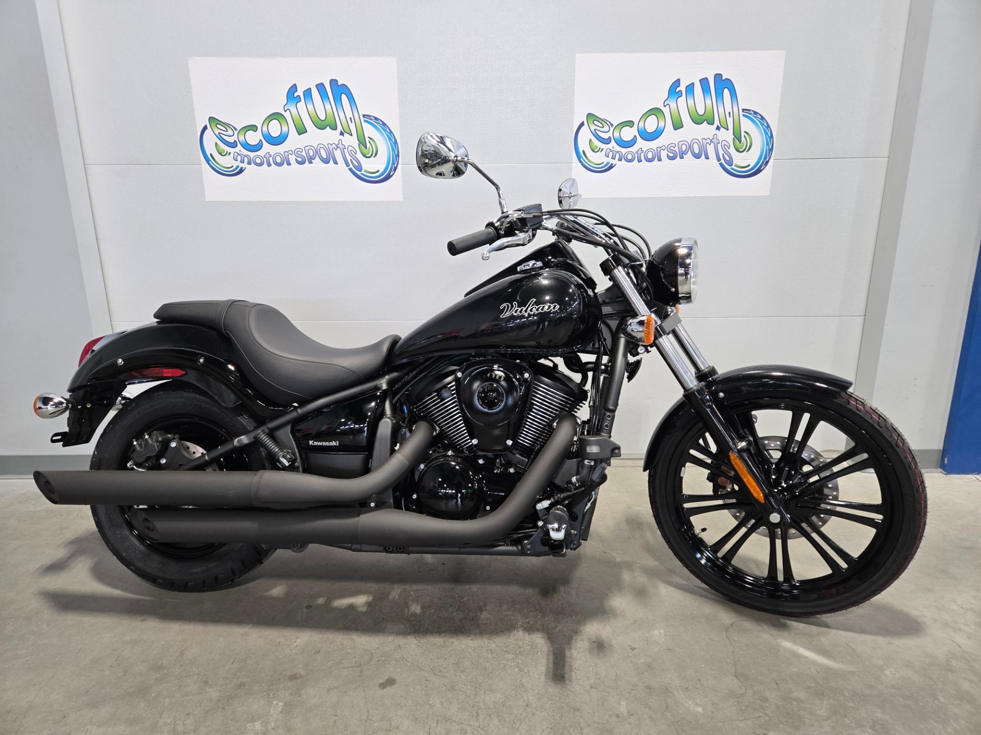 2026 Kawasaki Vulcan® 900 Custom 900 CUSTOM in Forest Lake, MN