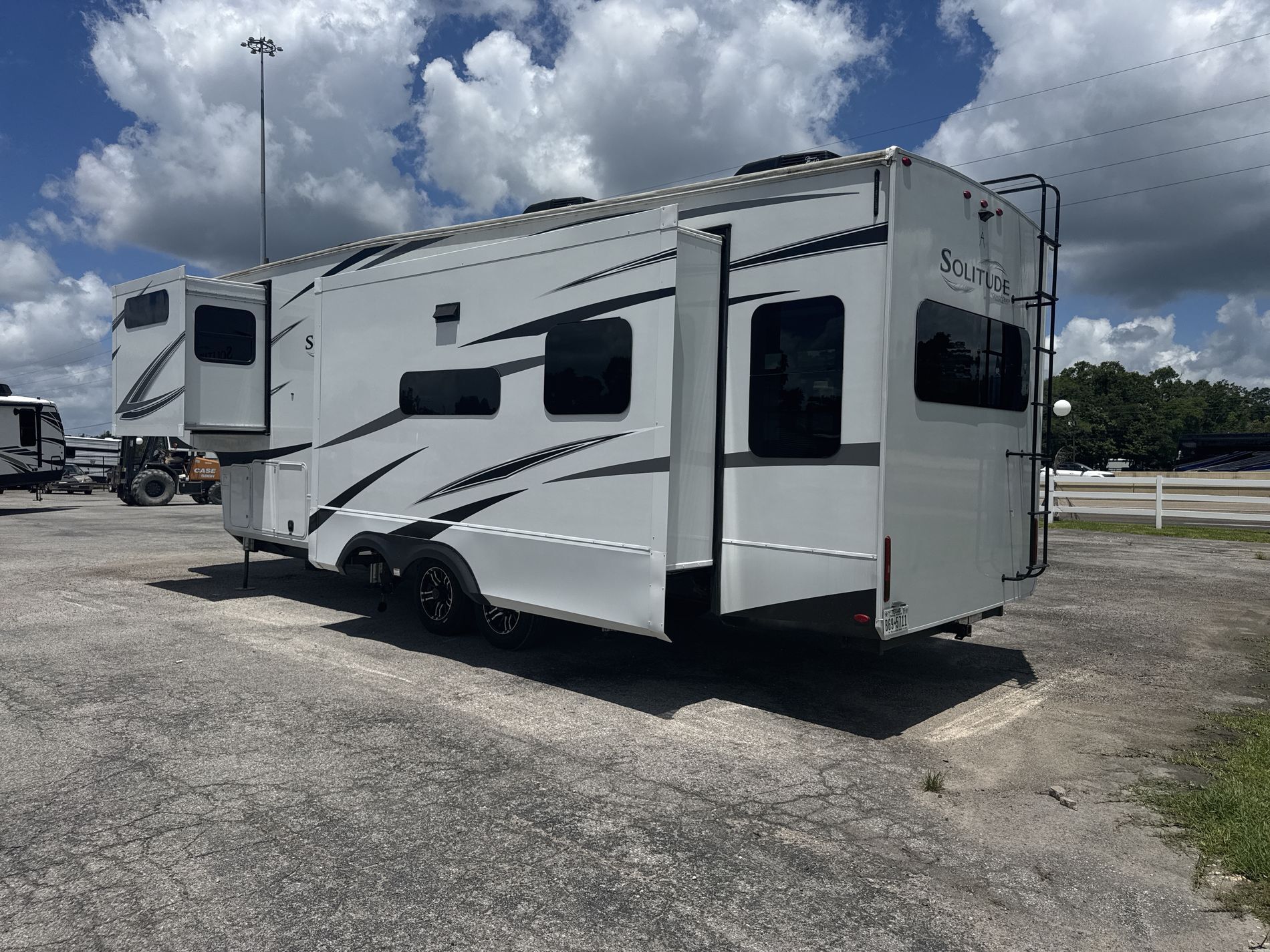 2023 Grand Design Solitude 310GK in vidor TX