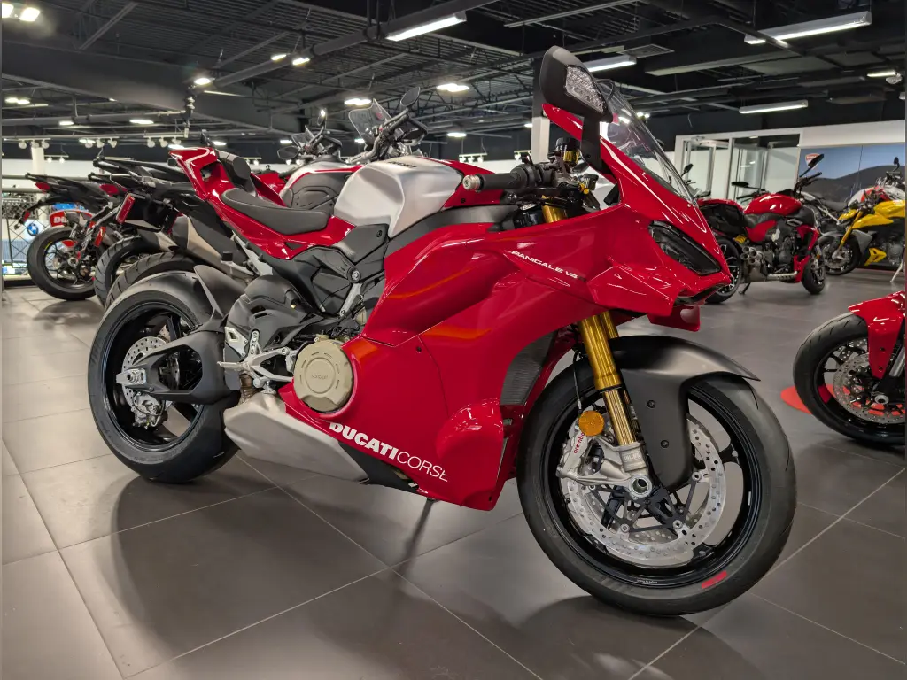 2026 Ducati PANIGALE V4 R