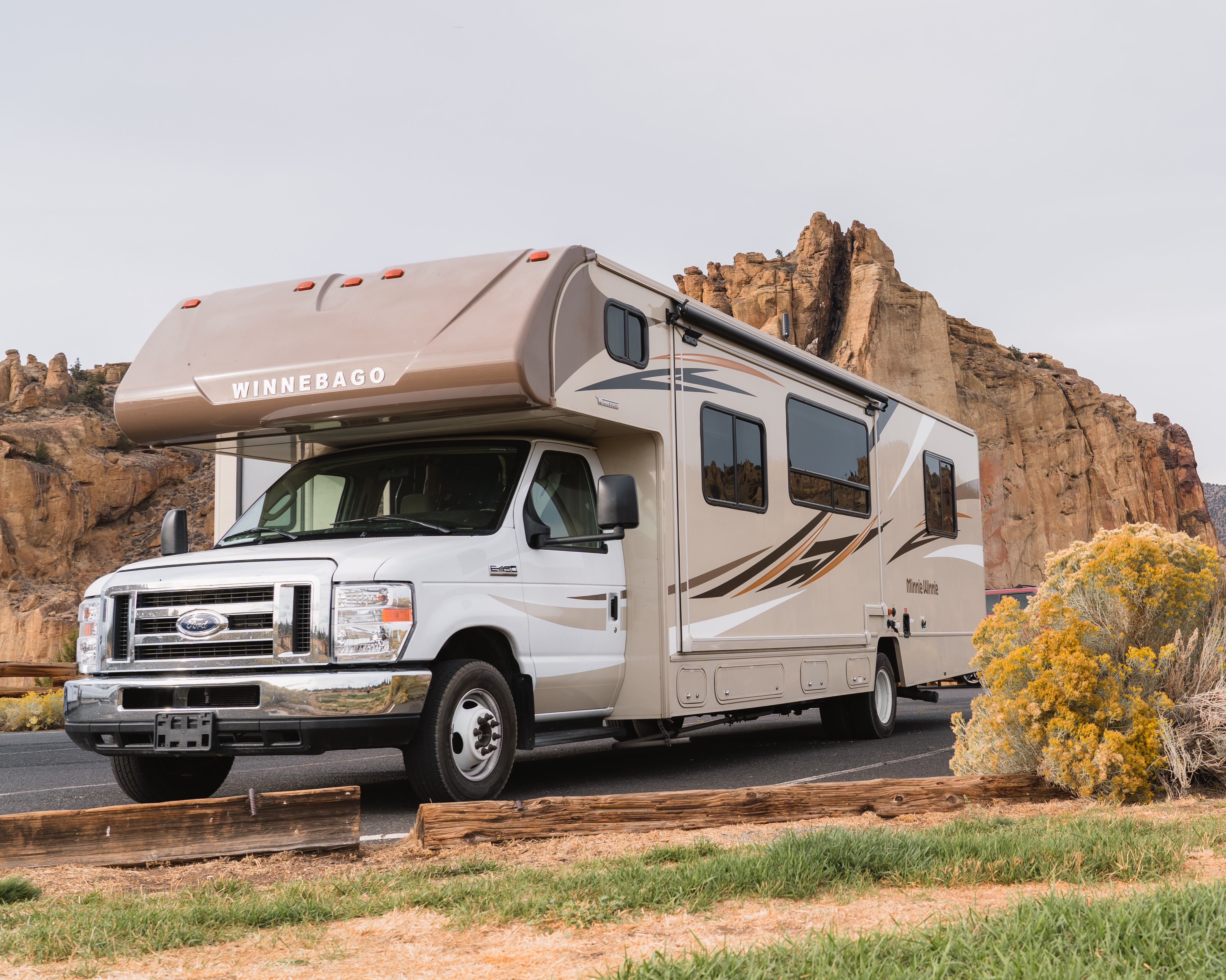 2019 Winnebago MINNIE WINNIE 31K in portland OR
